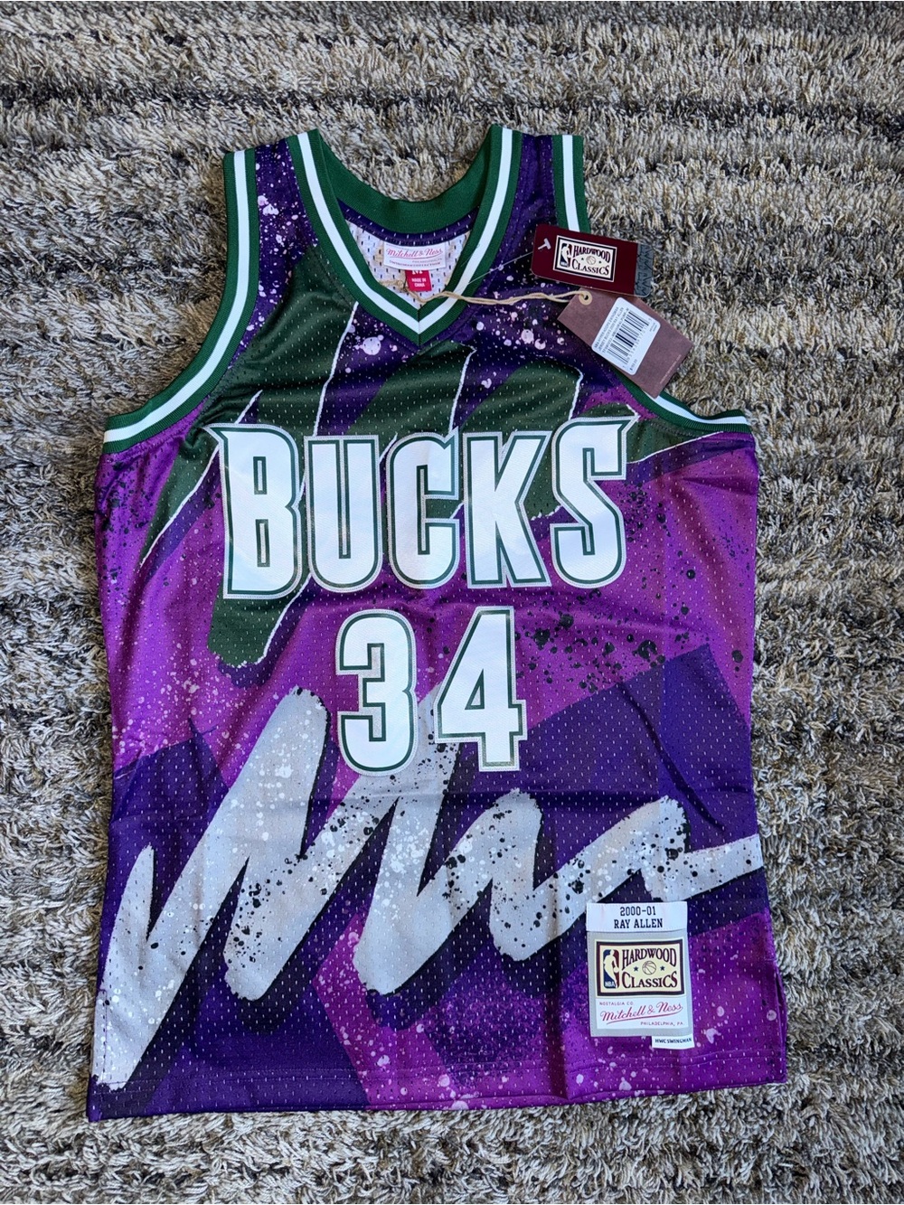 Brand New Mitchell and Ness NBA Milwaukee Bucks Ray Allen Jersey Medium